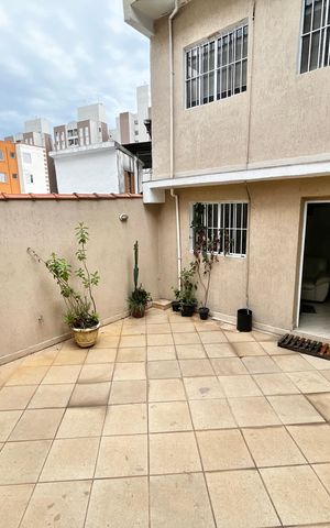 Casa à venda com 200m², 4 quartos e 2 vagasQuintal