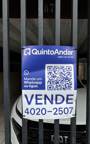 Casa à venda com 200m², 4 quartos e 2 vagasFachada/Placa
