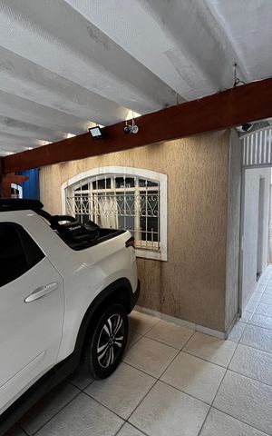 Casa à venda com 200m², 4 quartos e 2 vagasGaragem