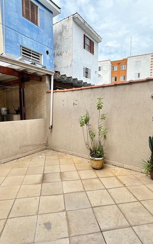 Casa à venda com 200m², 4 quartos e 2 vagasQuintal