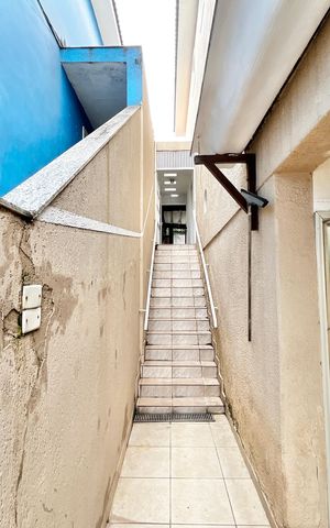 Casa à venda com 200m², 4 quartos e 2 vagasQuintal