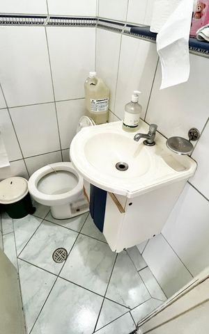 Casa à venda com 200m², 4 quartos e 2 vagasLavabo