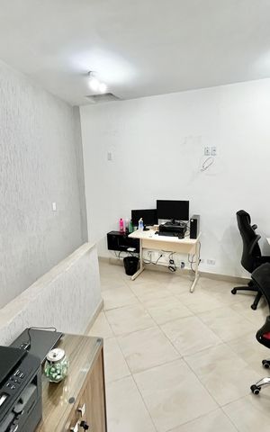 Casa à venda com 200m², 4 quartos e 2 vagasEdícula/Quarto