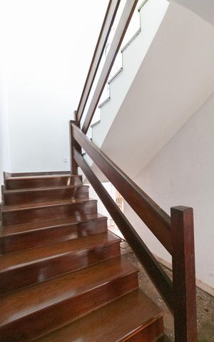 Casa de condomínio à venda com 371m², 5 quartos e 4 vagas
