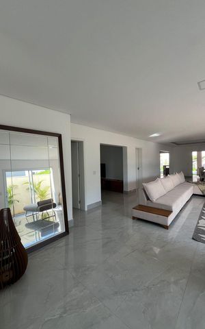 Casa à venda com 438m², 4 quartos e 6 vagas