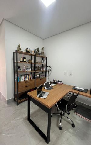 Casa à venda com 438m², 4 quartos e 6 vagas