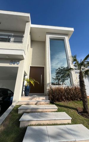 Casa à venda com 438m², 4 quartos e 6 vagas