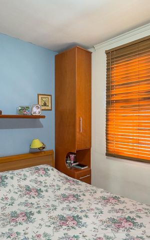 Casa à venda com 158m², 3 quartos e 3 vagas Casa à venda com 158m², 3 quartos e 3 vagasQuarto 3