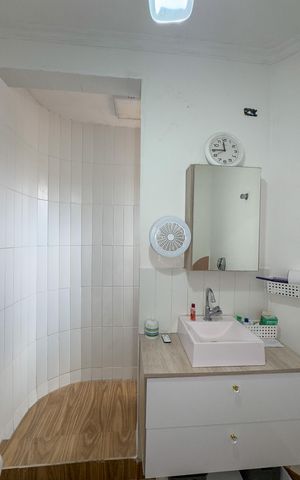 Casa à venda com 158m², 3 quartos e 3 vagas Casa à venda com 158m², 3 quartos e 3 vagasBanheiro