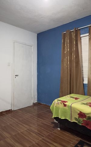 Casa à venda com 250m², 5 quartos e 3 vagas Casa à venda com 250m², 5 quartos e 3 vagasQuarto 1