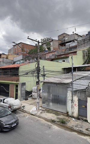 Casa à venda com 250m², 5 quartos e 3 vagas Casa à venda com 250m², 5 quartos e 3 vagasVista do Kitnet