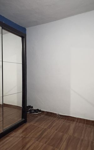 Casa à venda com 250m², 5 quartos e 3 vagas Casa à venda com 250m², 5 quartos e 3 vagasQuarto 1