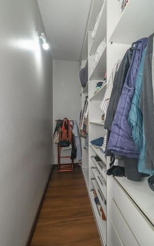 Apartamento à venda com 97m², 3 quartos e sem vagaCloset da suíte