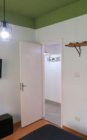 Casa à venda com 400m², 6 quartos e 1 vaga Casa à venda com 400m², 6 quartos e 1 vagaQuarto