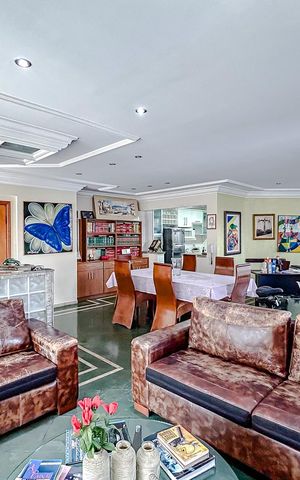 Apartamento à venda com 330m², 4 quartos e 4 vagasÁrea gourmet