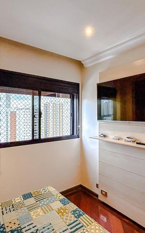 Apartamento à venda com 330m², 4 quartos e 4 vagasQuarto 2