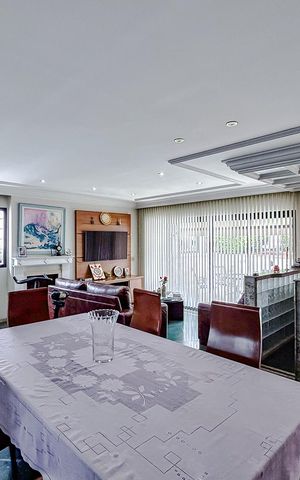 Apartamento à venda com 330m², 4 quartos e 4 vagasÁrea gourmet