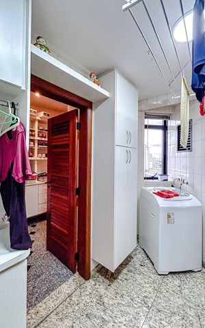 Apartamento à venda com 330m², 4 quartos e 4 vagasÁrea comum
