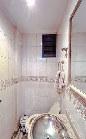 Apartamento à venda com 330m², 4 quartos e 4 vagasLavabo