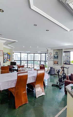 Apartamento à venda com 330m², 4 quartos e 4 vagasÁrea gourmet