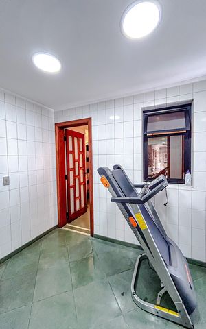 Apartamento à venda com 330m², 4 quartos e 4 vagasSala 1