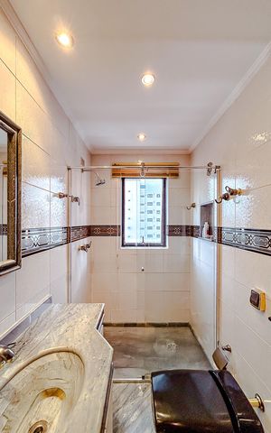 Apartamento à venda com 330m², 4 quartos e 4 vagasBanheiro