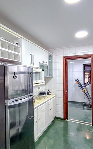 Apartamento à venda com 330m², 4 quartos e 4 vagasCozinha da Área gourmet