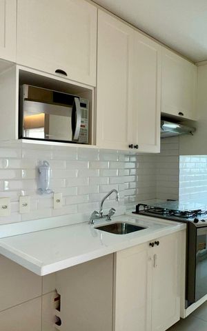 Apartamento à venda com 108m², 2 quartos e 2 vagas Apartamento à venda com 108m², 2 quartos e 2 vagasCozinha