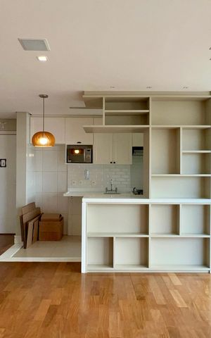 Apartamento à venda com 108m², 2 quartos e 2 vagas Apartamento à venda com 108m², 2 quartos e 2 vagasSala