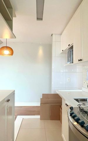 Apartamento à venda com 108m², 2 quartos e 2 vagas Apartamento à venda com 108m², 2 quartos e 2 vagasCozinha