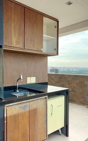 Apartamento à venda com 108m², 2 quartos e 2 vagas Apartamento à venda com 108m², 2 quartos e 2 vagasVaranda da Sala
