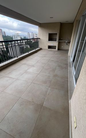 Apartamento à venda com 138m², 2 quartos e 4 vagas