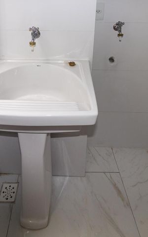 Apartamento à venda com 43m², 2 quartos e sem vaga Apartamento à venda com 43m², 2 quartos e sem vagaÁrea de Serviço