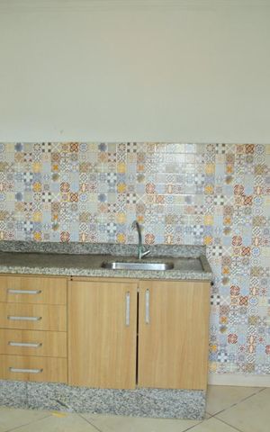 Casa para alugar com 120m², 2 quartos e 1 vagaCozinha 