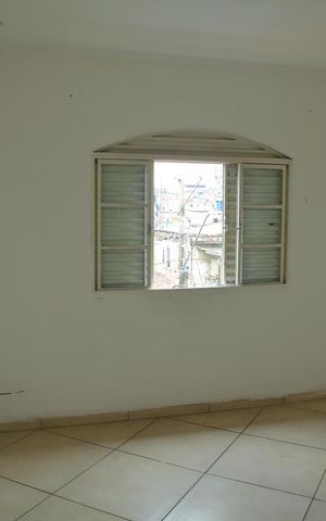 Casa para alugar com 120m², 2 quartos e 1 vagaQuarto 2 