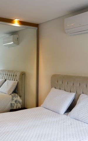 Apartamento à venda com 254m², 4 quartos e 4 vagas Apartamento à venda com 254m², 4 quartos e 4 vagasQuarto 2 - Suíte