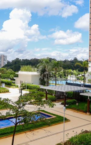 Apartamento à venda com 254m², 4 quartos e 4 vagas Apartamento à venda com 254m², 4 quartos e 4 vagasVista da Sacada