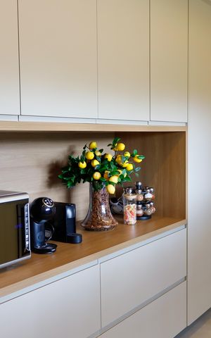 Apartamento à venda com 254m², 4 quartos e 4 vagas Apartamento à venda com 254m², 4 quartos e 4 vagasCozinha