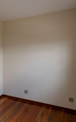 Casa à venda com 200m², 4 quartos e 2 vagas Casa à venda com 200m², 4 quartos e 2 vagasQuarto 1