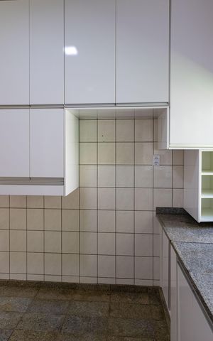 Casa à venda com 200m², 4 quartos e 2 vagas Casa à venda com 200m², 4 quartos e 2 vagasCozinha