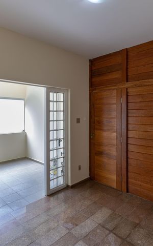 Casa à venda com 200m², 4 quartos e 2 vagas Casa à venda com 200m², 4 quartos e 2 vagasQuarto 3