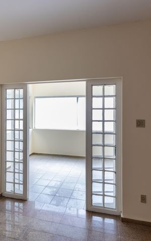 Casa à venda com 200m², 4 quartos e 2 vagas Casa à venda com 200m², 4 quartos e 2 vagasQuarto 3