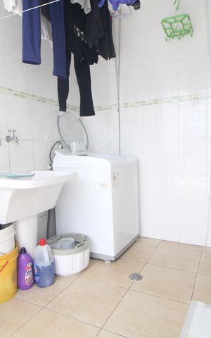 Casa para alugar com 164m², 3 quartos e 2 vagasLavanderia