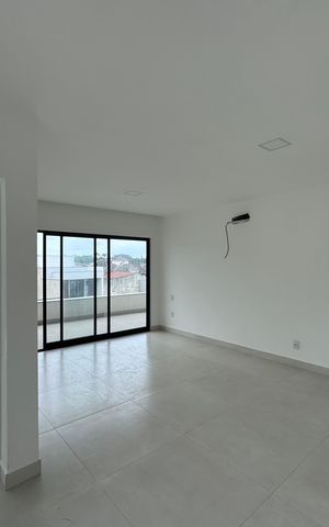 Apartamento à venda com 240m², 3 quartos e 2 vagas Apartamento à venda com 240m², 3 quartos e 2 vagasSuíte 3