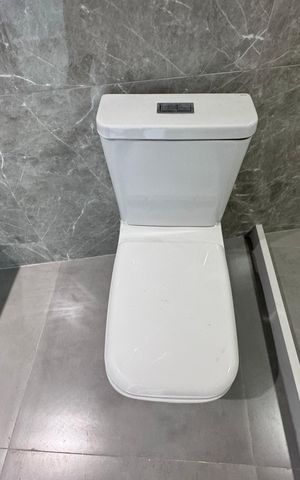 Apartamento à venda com 240m², 3 quartos e 2 vagas Apartamento à venda com 240m², 3 quartos e 2 vagasSuíte 3 - Banheiro