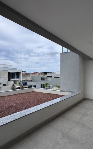 Apartamento à venda com 240m², 3 quartos e 2 vagas Apartamento à venda com 240m², 3 quartos e 2 vagasSuíte 2 - Varanda