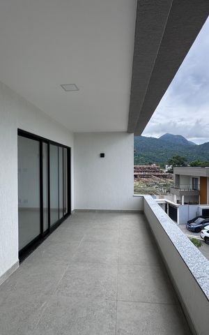 Apartamento à venda com 240m², 3 quartos e 2 vagas Apartamento à venda com 240m², 3 quartos e 2 vagasSuíte 3 - Varanda