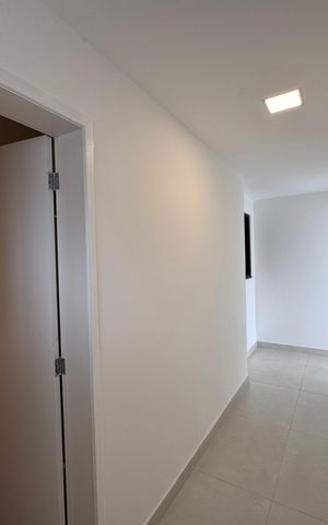 Apartamento à venda com 240m², 3 quartos e 2 vagas Apartamento à venda com 240m², 3 quartos e 2 vagasSuíte 3 - Closet