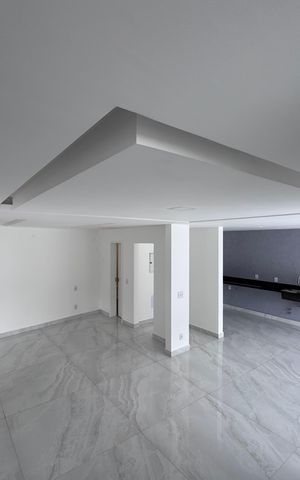 Apartamento à venda com 240m², 3 quartos e 2 vagas Apartamento à venda com 240m², 3 quartos e 2 vagasSala