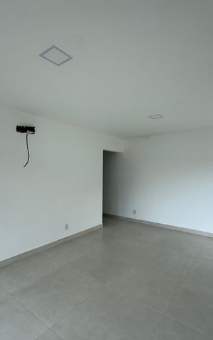Apartamento à venda com 240m², 3 quartos e 2 vagas Apartamento à venda com 240m², 3 quartos e 2 vagasSuíte 3